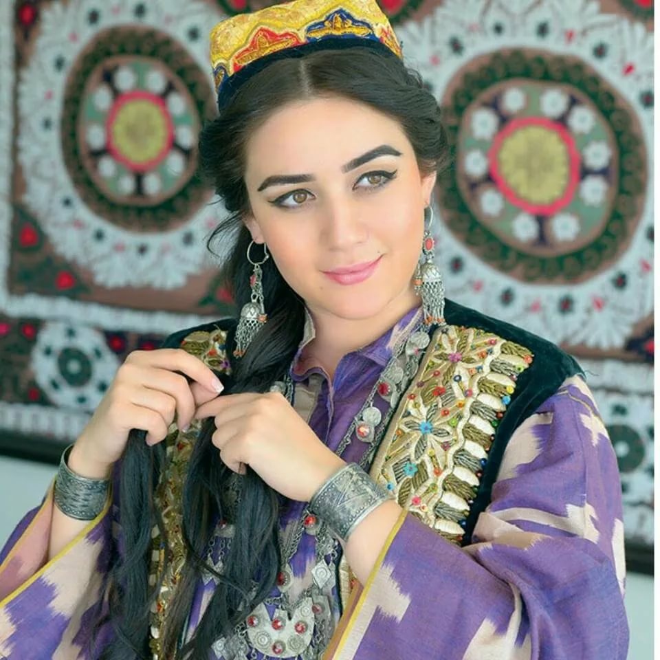 Красивая Таджикская Девушка