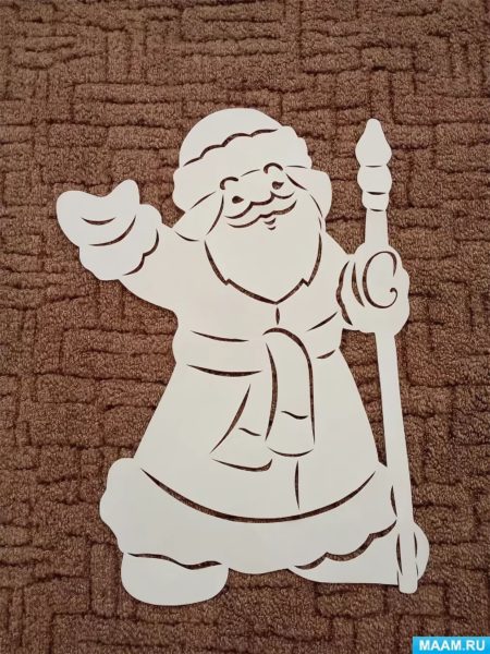 120 шаблонов Деда Мороза для вырезания из бумаги